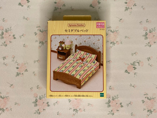 Calico Critters Bed & Night Stand with accessories