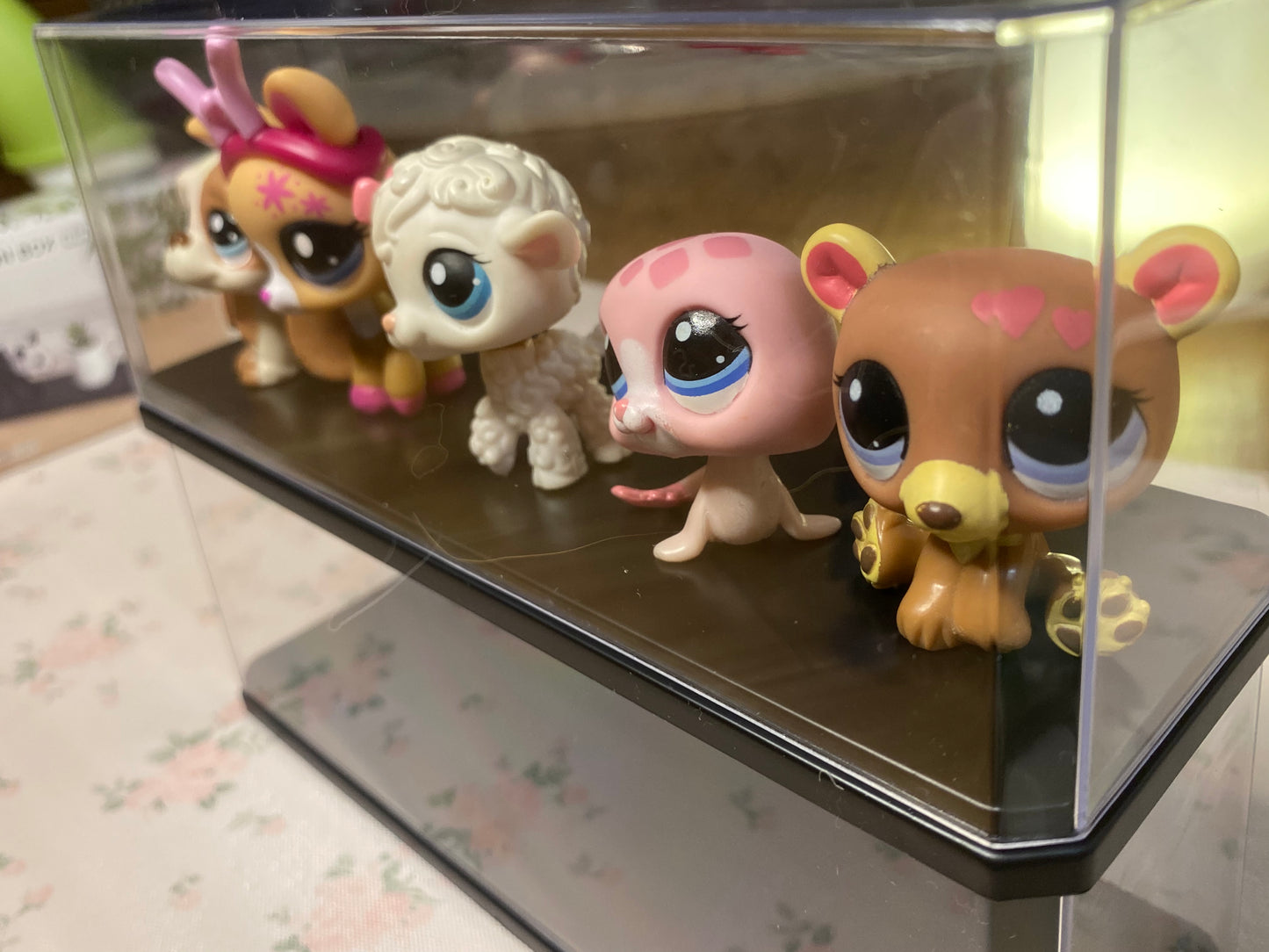 Stackable Display