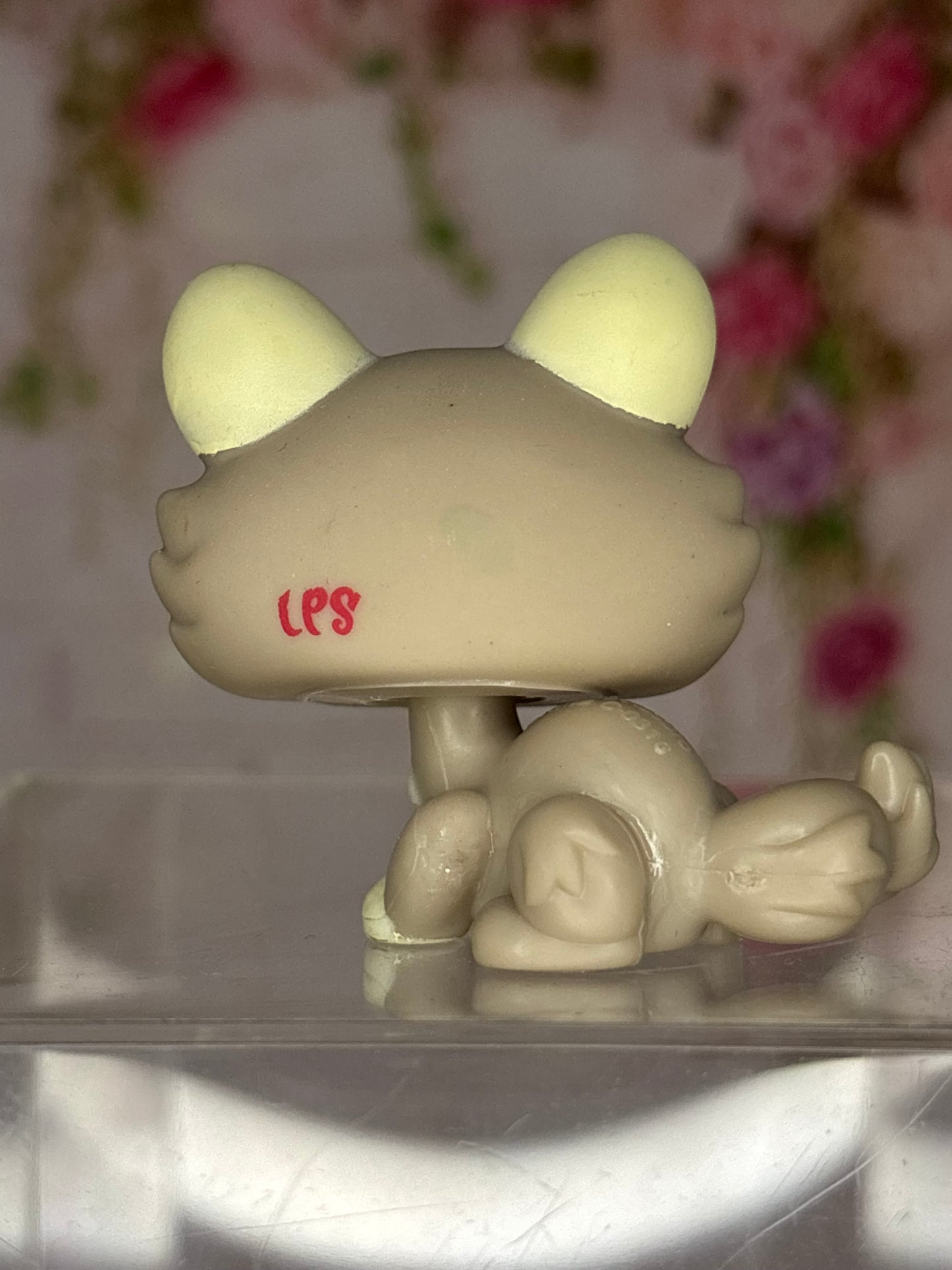 LPS Crouching Cat