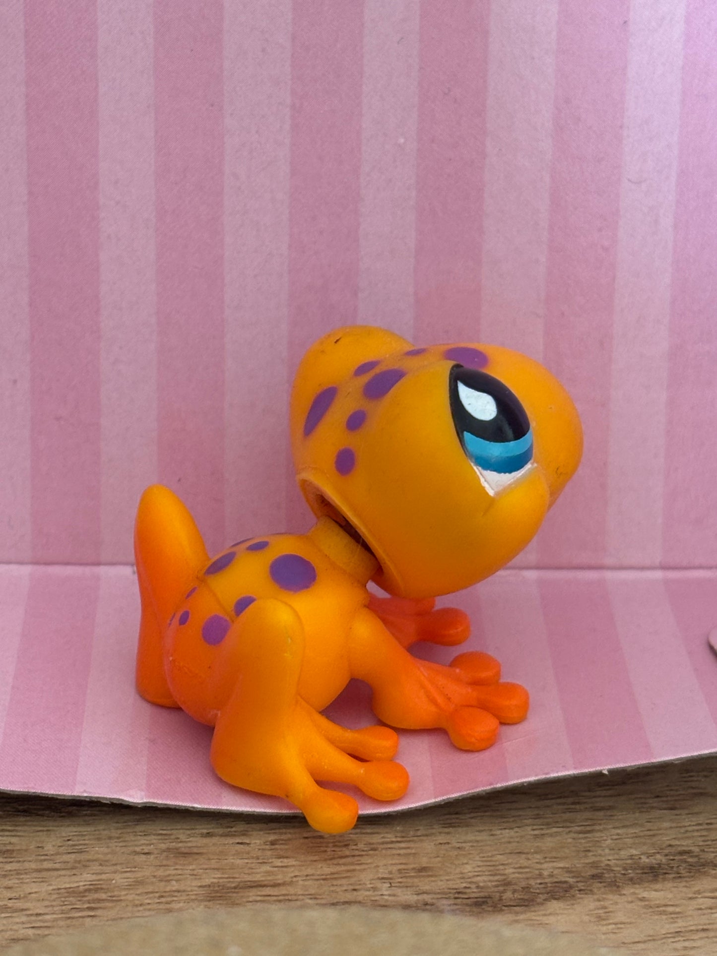 LPS Frog #874