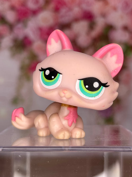 LPS Crouching Cat