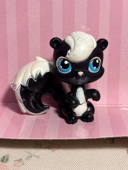 LPS Skunk #306
