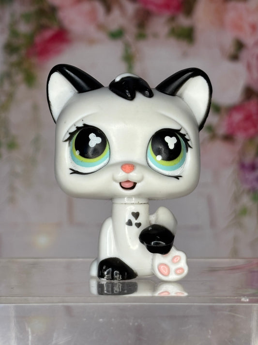 LPS Licking Paw Cat #483