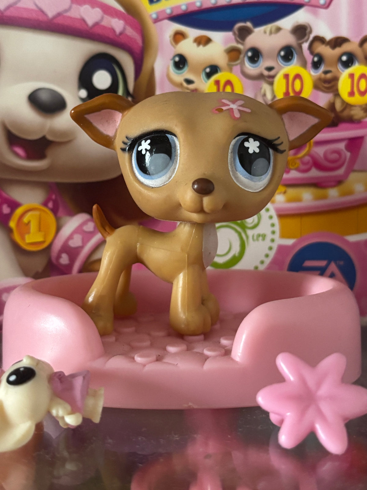 LPS Greyhound #498
