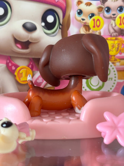 LPS Dachshund #675