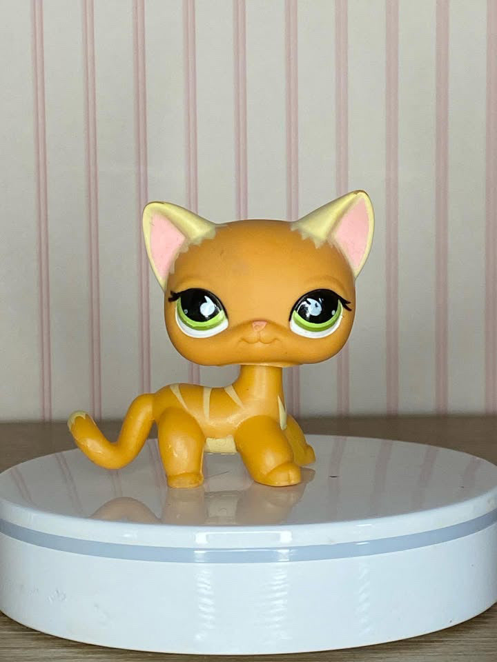 LPS Shorthair Cat #525